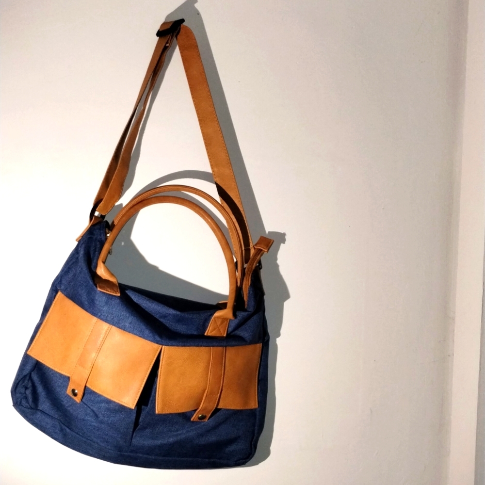 Synthetic bag unworn